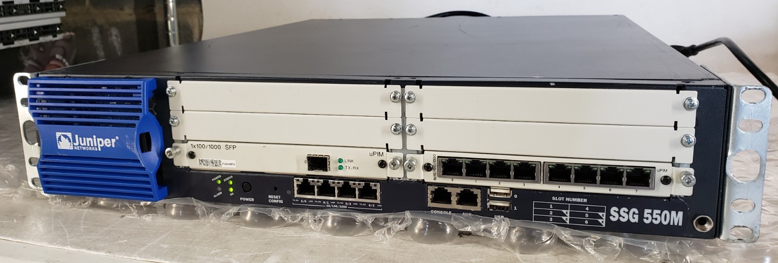 Juniper SSG-550M-SH Secure Services Gateway w/ JXU-8GE-TX-S + JXU-1SFP-S uPIM