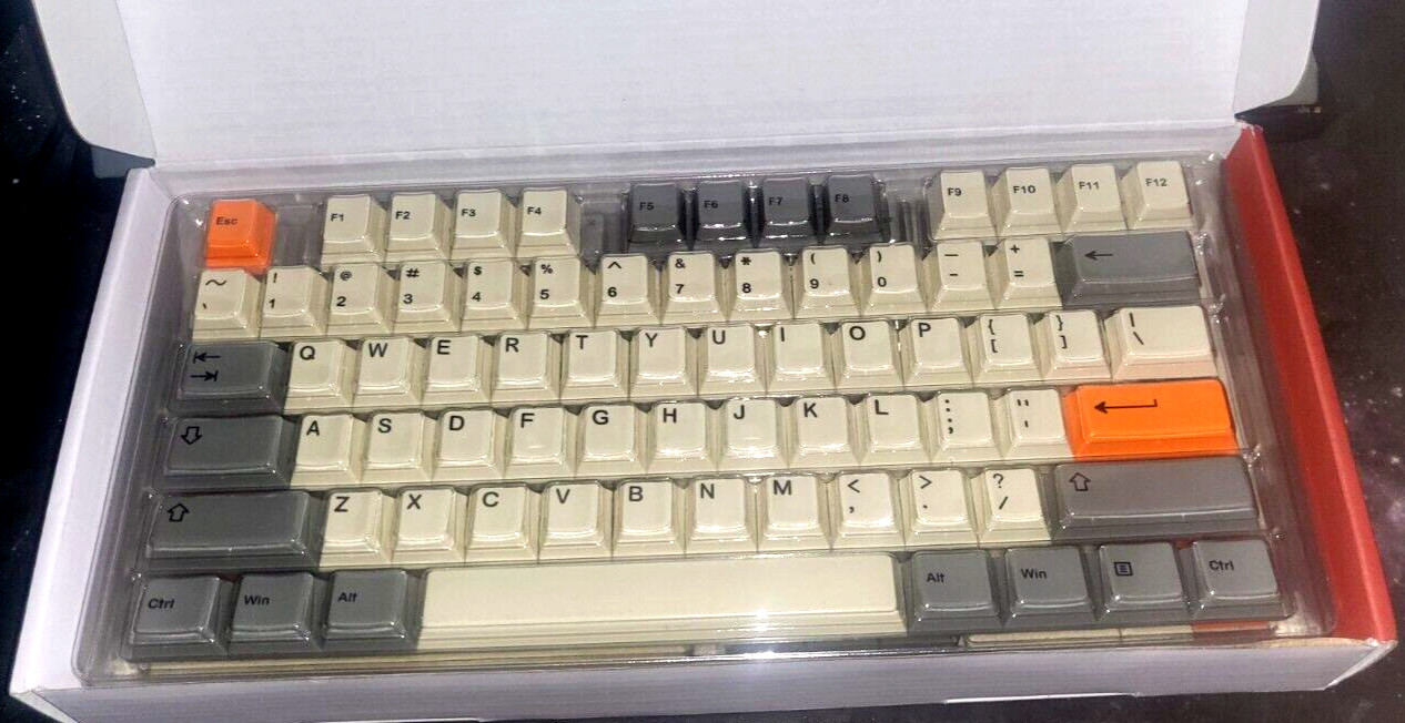 HK GAMING dye sublimation pbt keycaps dye sub beta orange