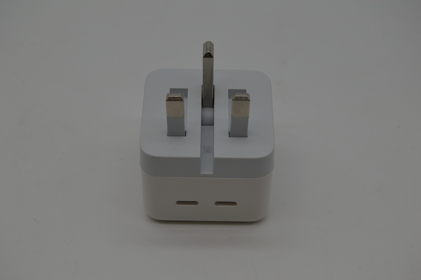 Power Adapter Dual USB-C 35W (TYPE G WALL PLUG)