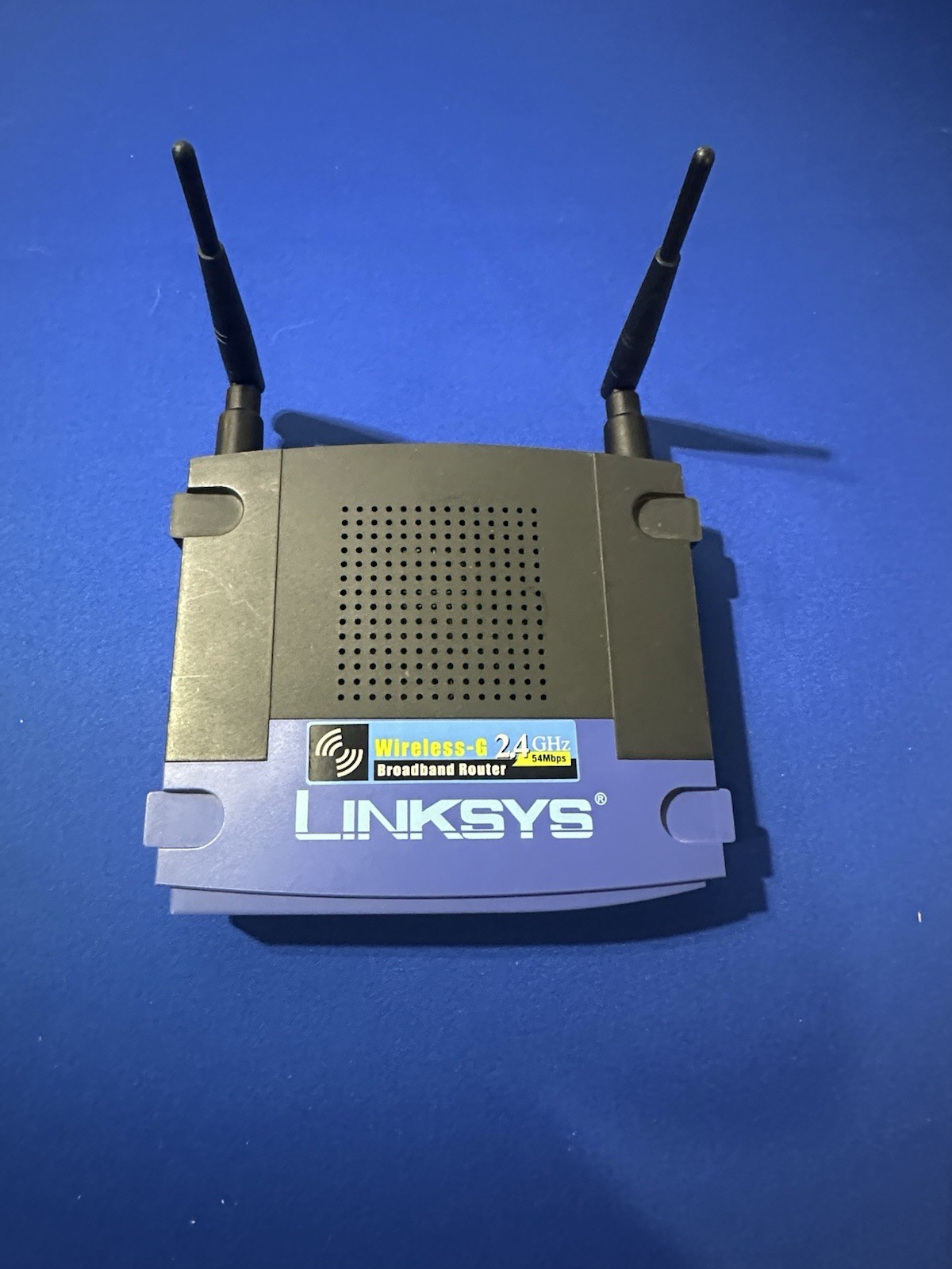 Linksys Wireless-G Broadband Router WRT54G v.3 Blue Black 4 LAN Ports (untested)