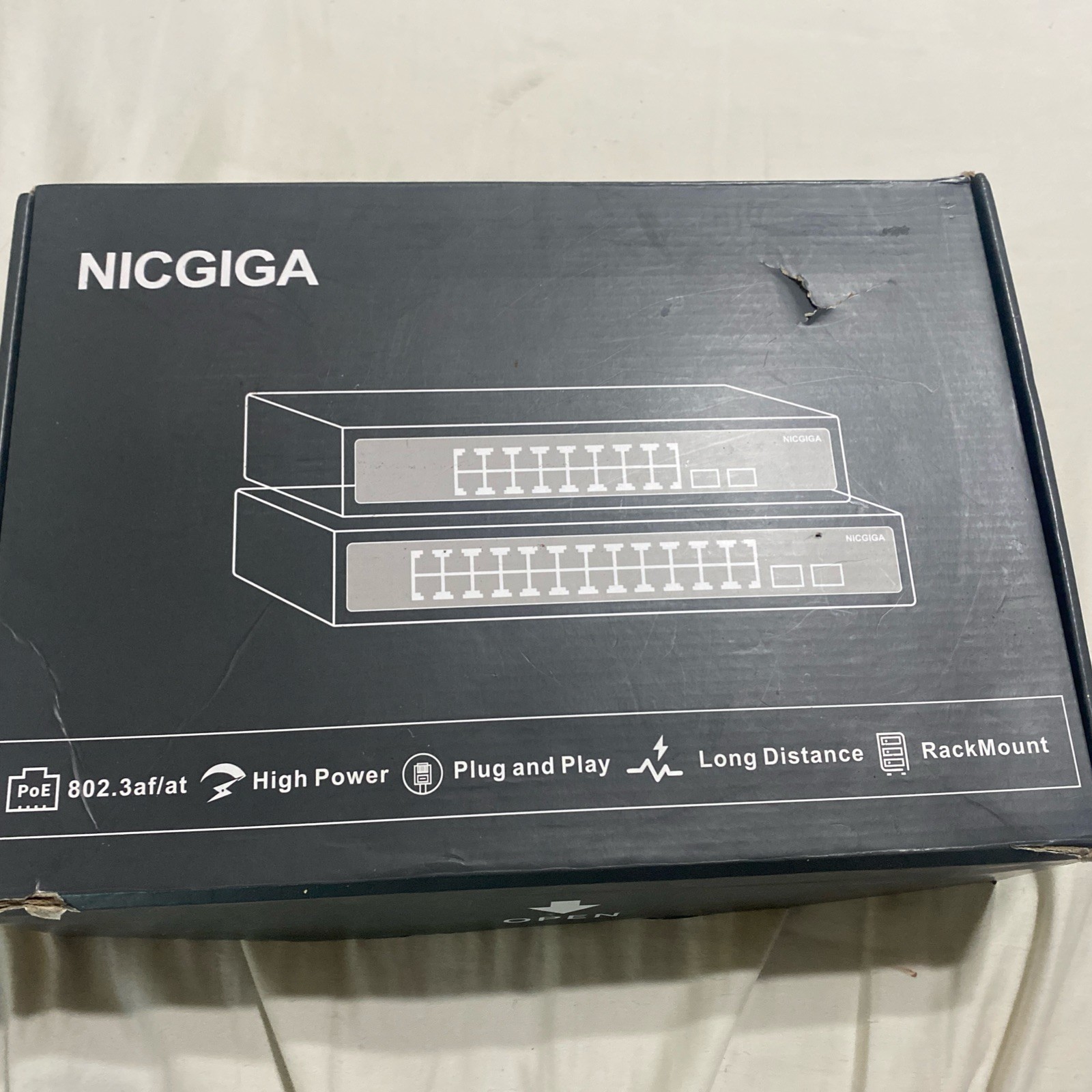 Nicgiga - 26 Port Powered PoE Switch with 24 Ports 10/100Mbps