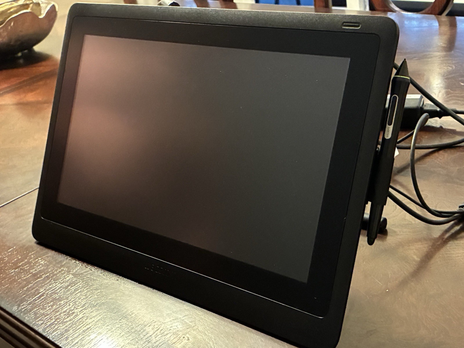 Wacom Cintiq 16 Wired Graphics Tablet With Accessory Wacom Stand, Pen, & Cables