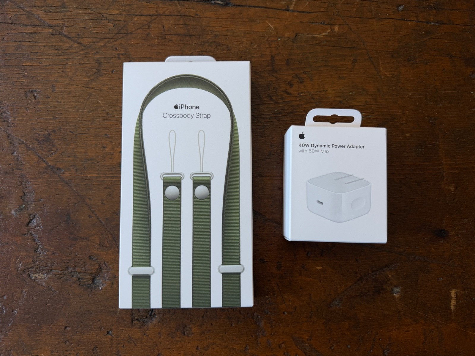 NIB Genuine Green Apple Crossbody Strap + 40w Dynamic Power Adapter SEALED Auth.