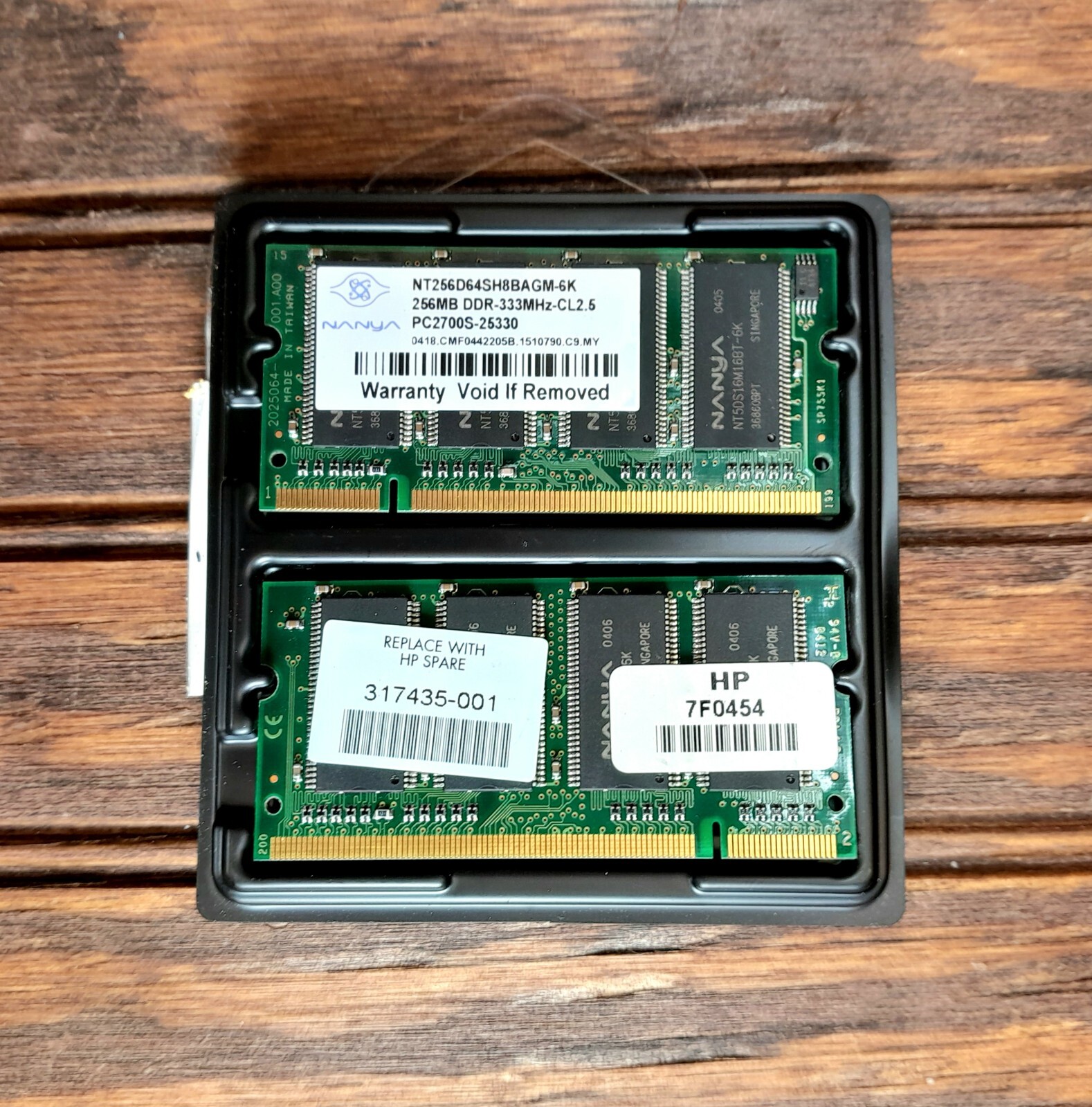 Set of (2) Promos HP 317435-001 256MB DDR-333 (PC-2700) RAM (512MB Total)
