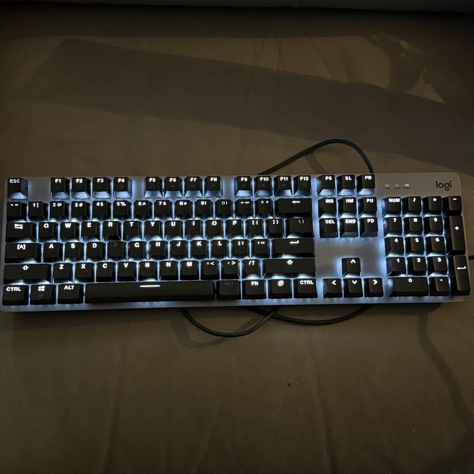 Logitech K845 Mechanical Illuminated Keyboard Brown Switches YU0038 Tested