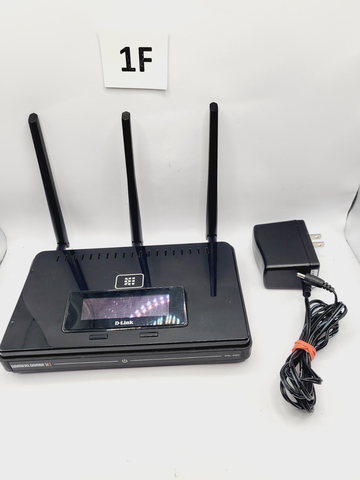 D-Link GamerLounge DGL-4500 54 4-Port 10/100 Gaming Router Wi-Fi Wireless I33