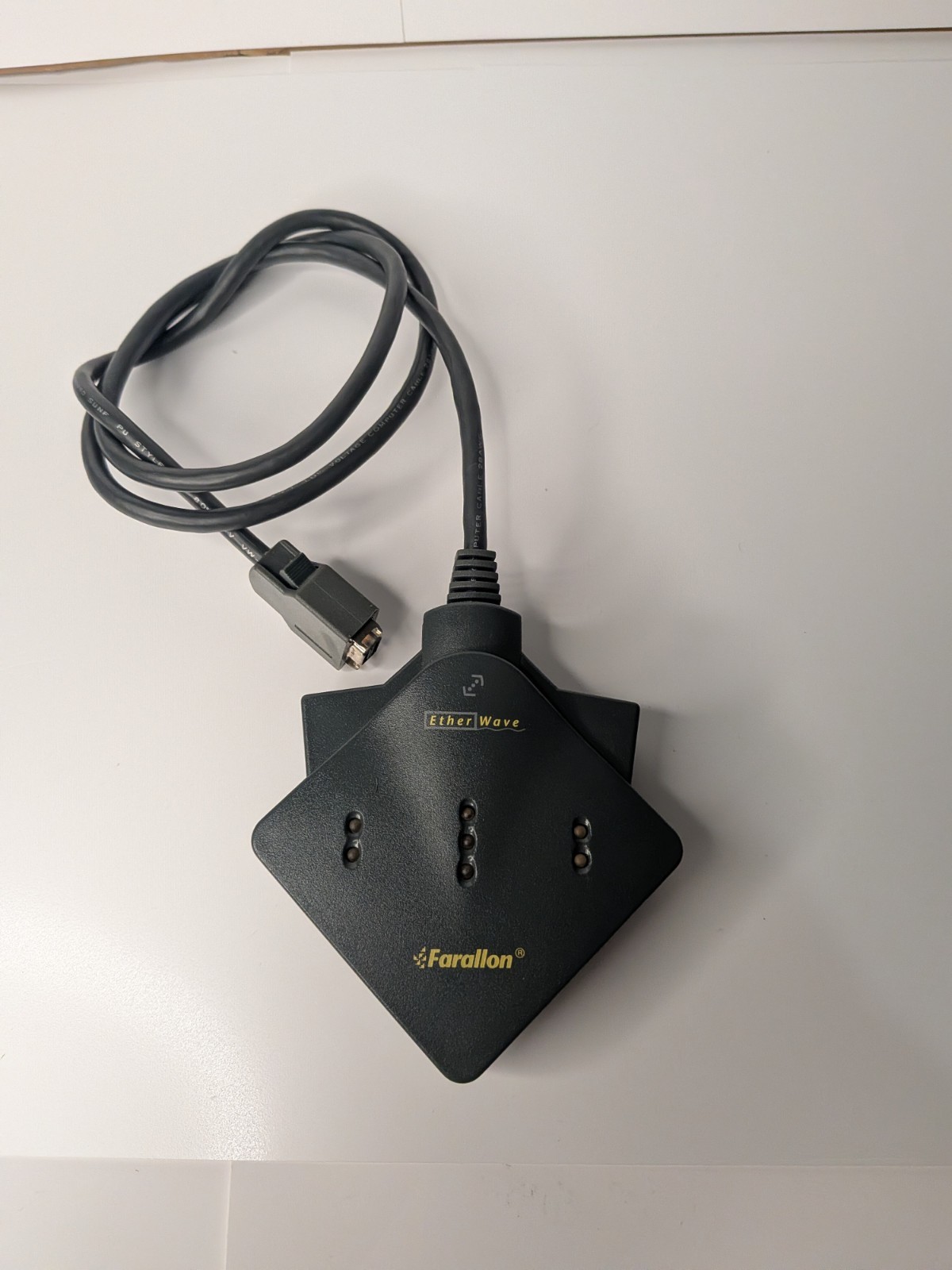 Farallon EtherWave AAUI Transceiver - 10 Mbps Networking Adapter