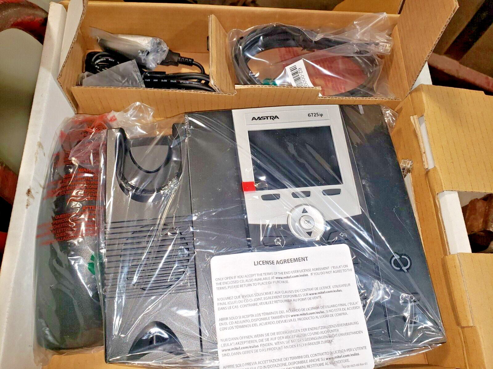 4 NEW AASTRA 6725ip Office Phone.