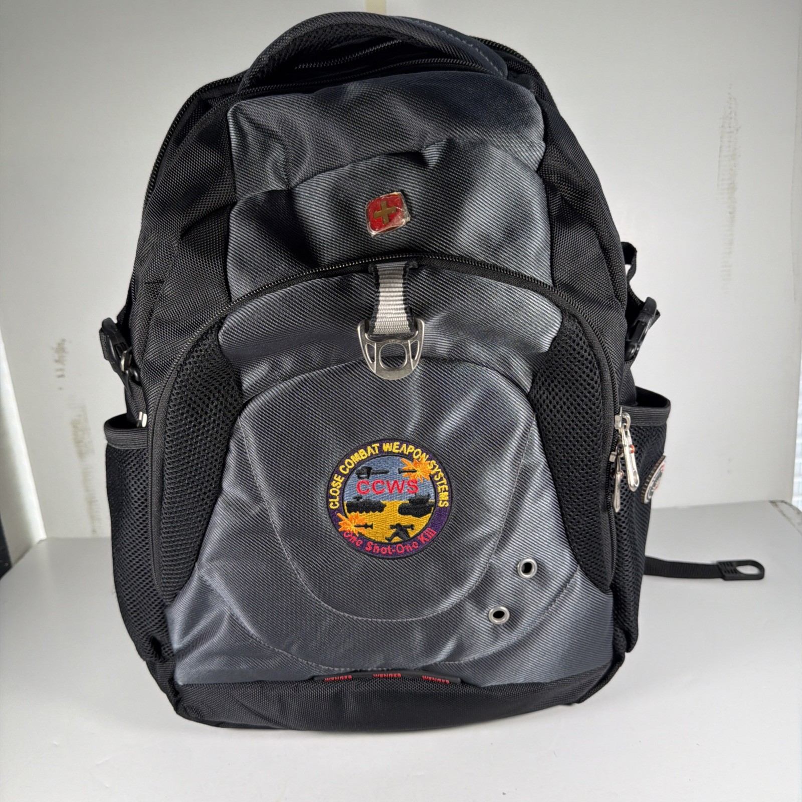 Swiss Army Knife - Wenger Laptop 16" Backpack Black Gray, Shock Absorbing Tech