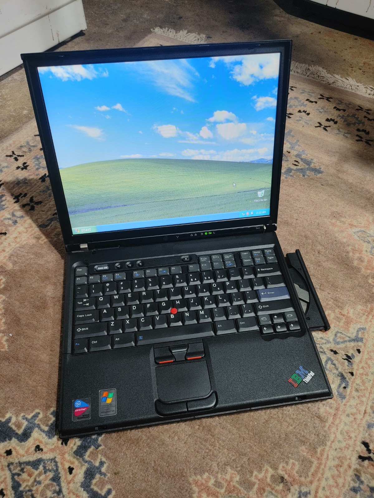 Vintage IBM ThinkPad T41 Laptop Pentium M 1.60GHz, 1GB RAM, 40GB HDD, Win XP
