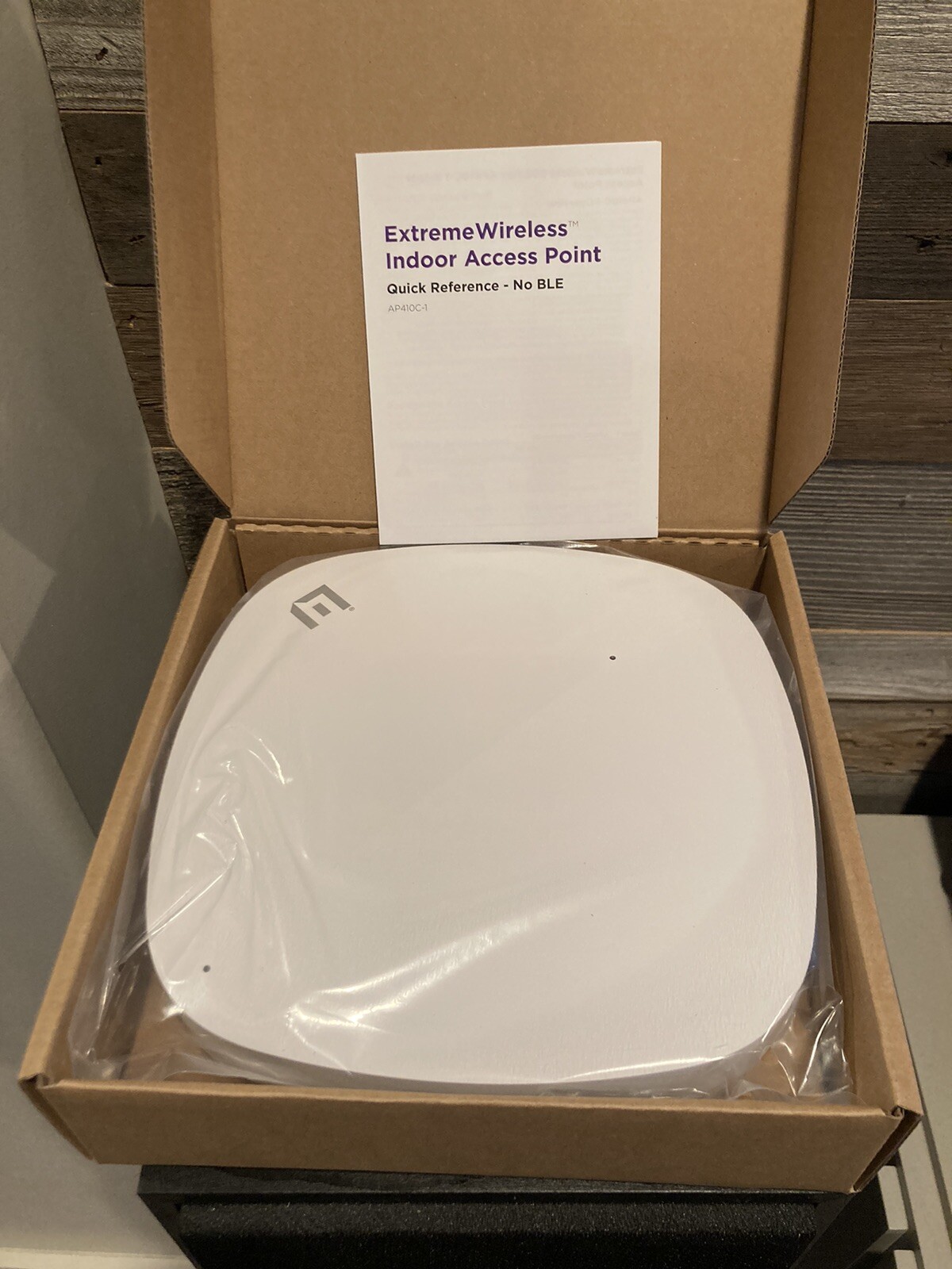 Extreme Networks ExtremeWireless AP410C wireless access point, Bluetooth Wi-Fi 6