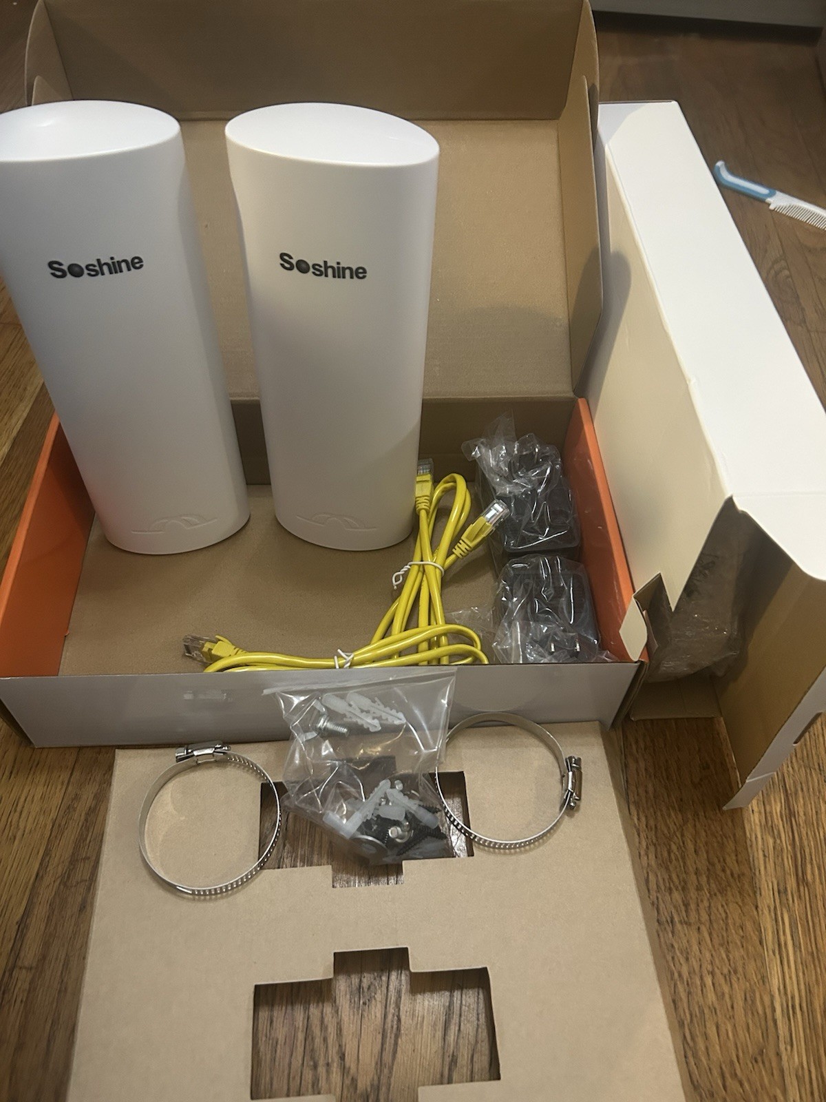 Soshine Wireless Bridge with Mounts 5.8G 300Mbps/Point to Point Wireless Bridge