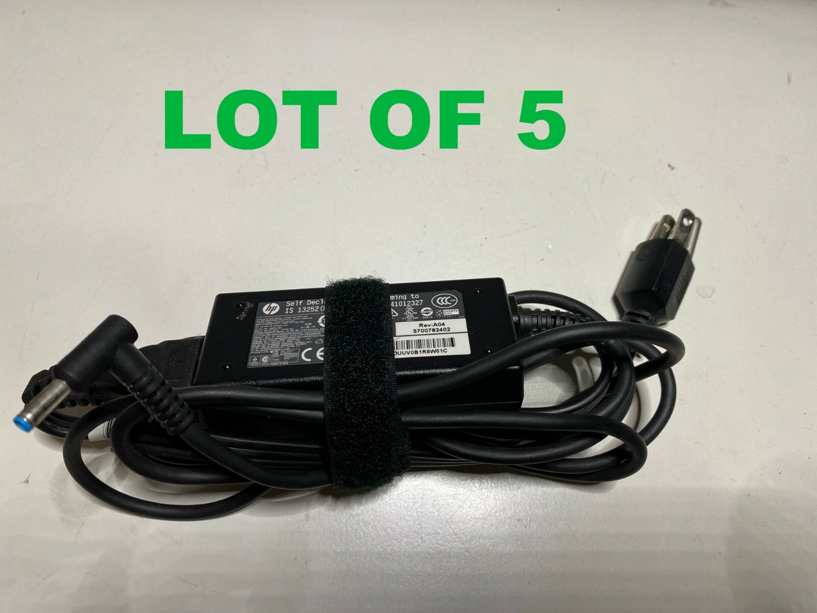LOT OF 5 GENUINE OEM HP 11 14  G5 Chromebook 45W AC Adapter 741727-001 Blue Tip