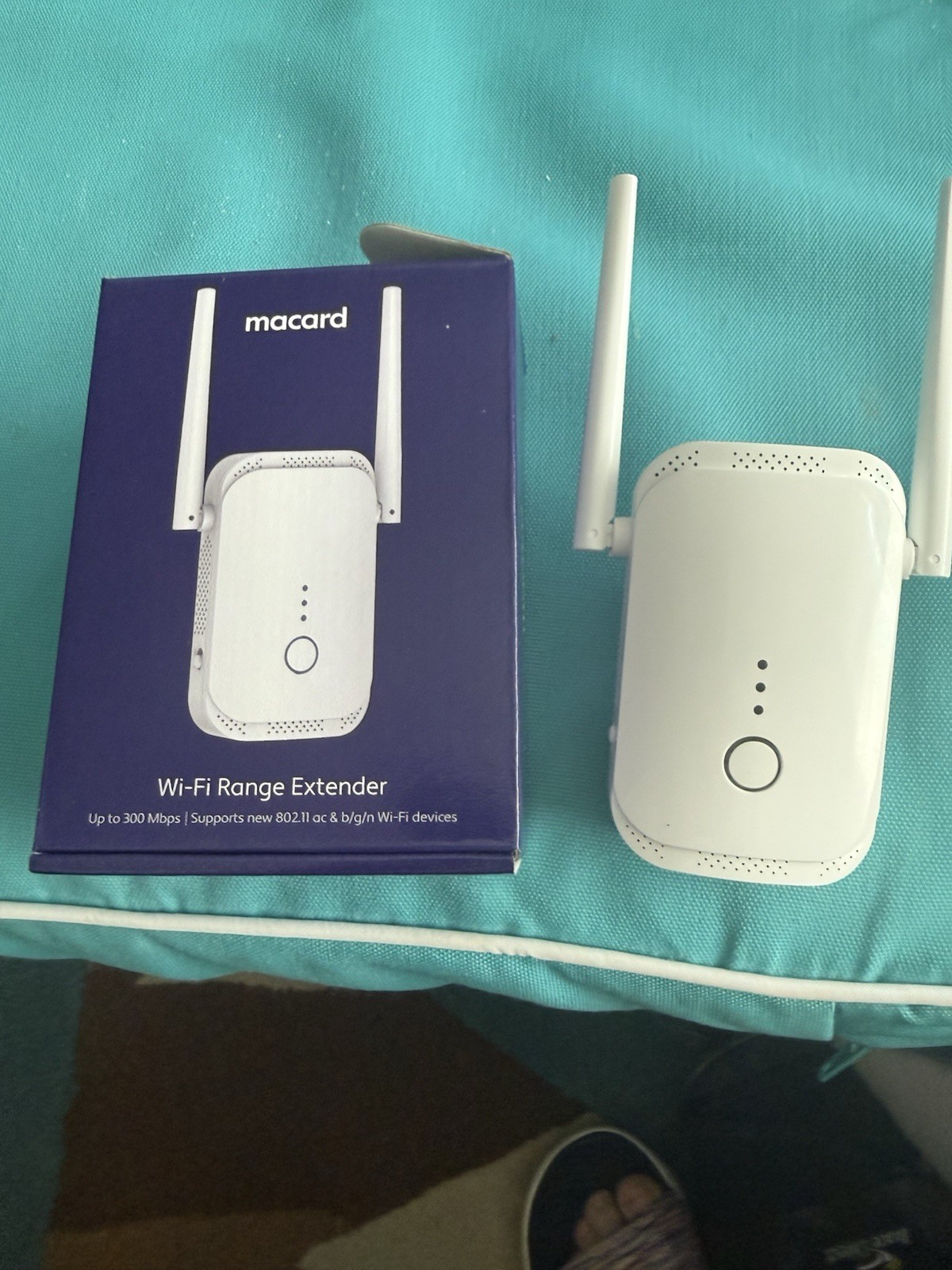 Macard N300 Wi-Fi Range Extender 300Mbps 2.4GHz White 802.11ac/b/g/n