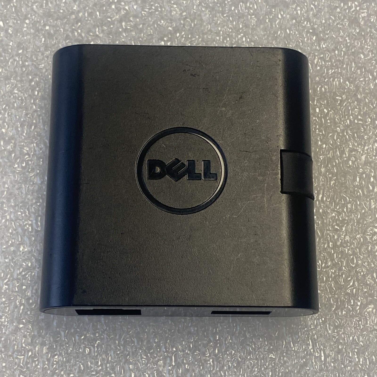 Dell DA200 Adapter USB-C to HDMI/VGA/Ethernet/USB 3.0 (0JF19J)