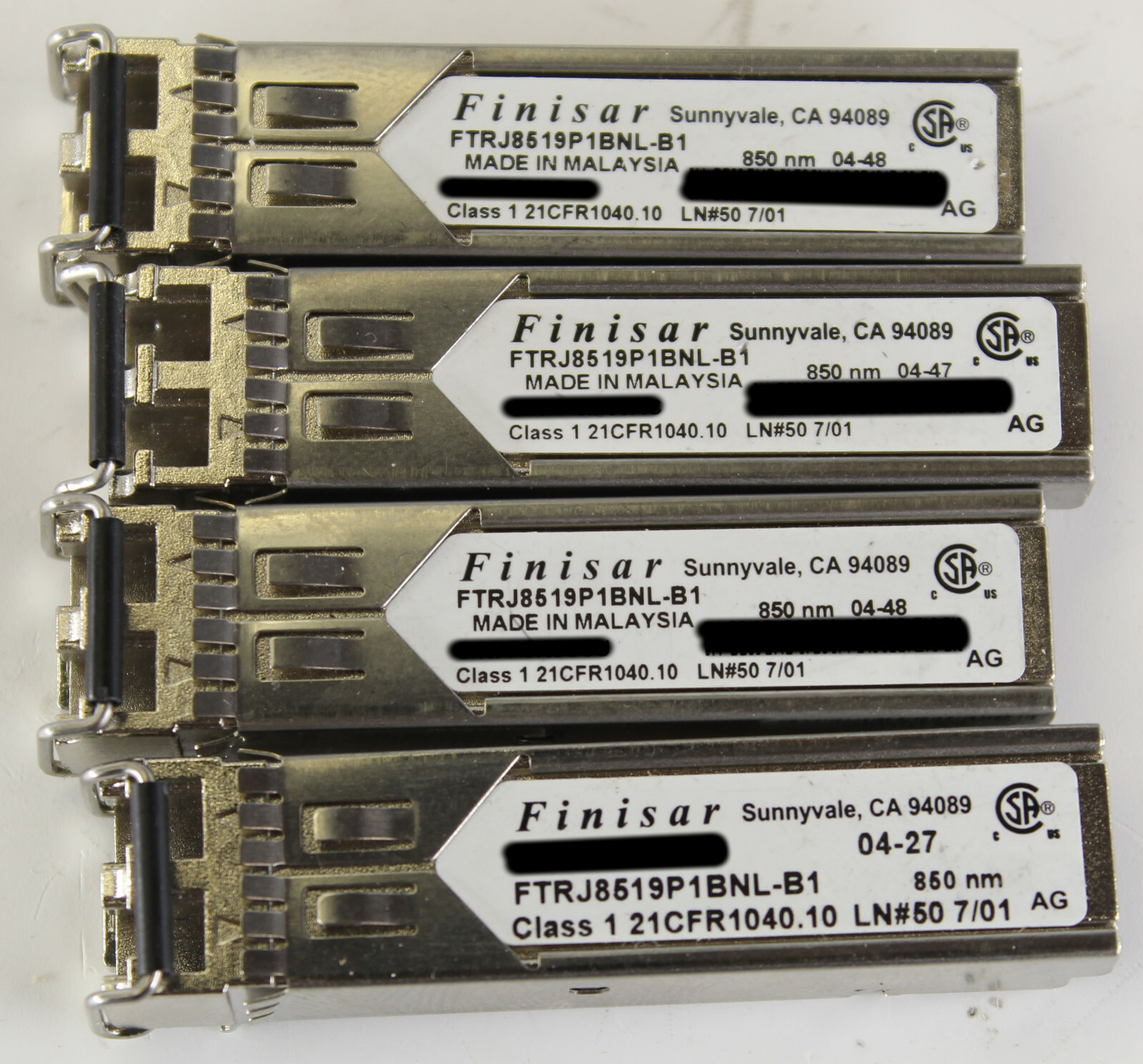 Lot of 4 Finisar FTRJ8519P1BNL-B1 Class 1 850 nm 2Gb SFP Transceiver Module