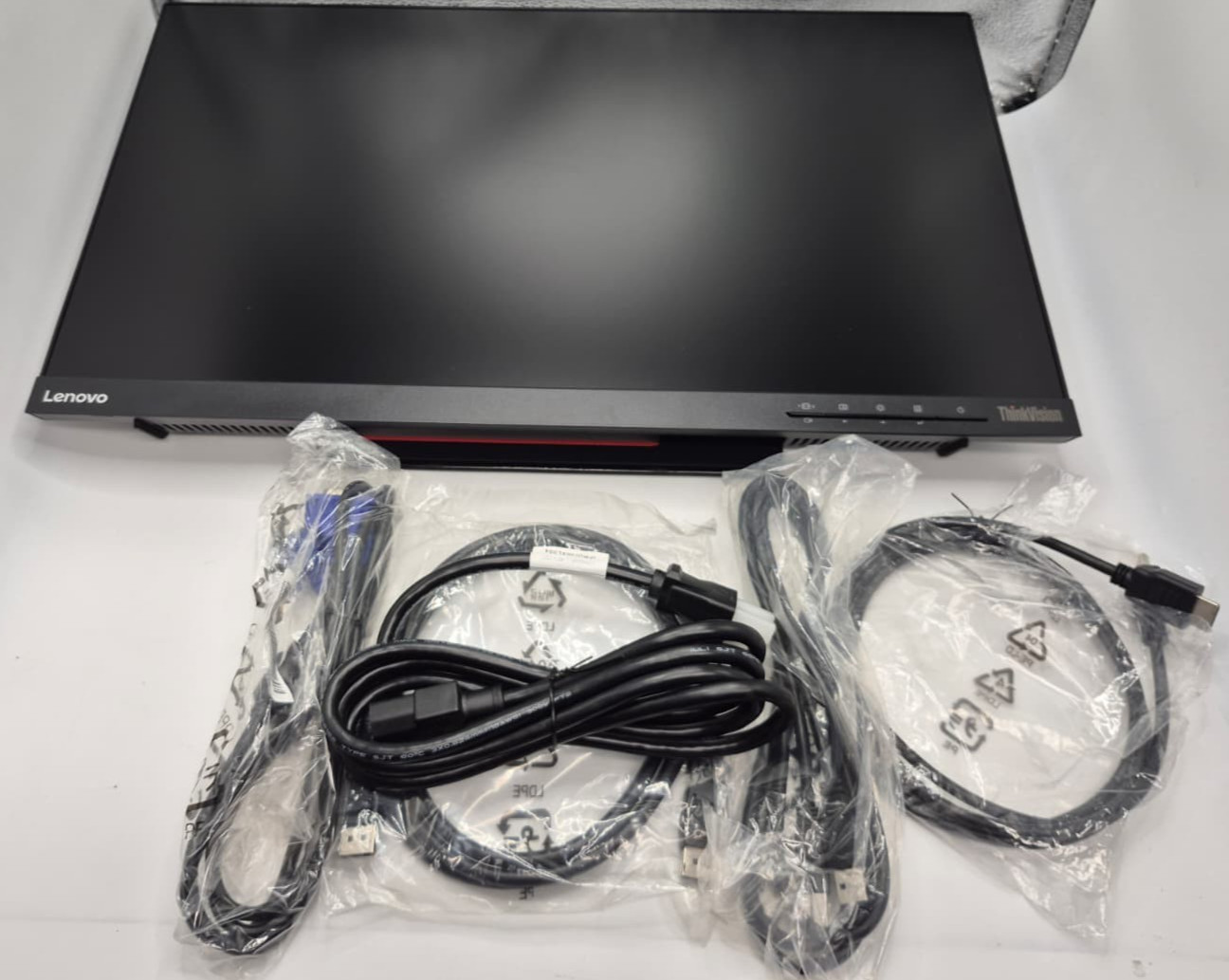 lenovo T2364t/T2364tA ThinkVision 23" HD Monitor W/ Cables - No Stand