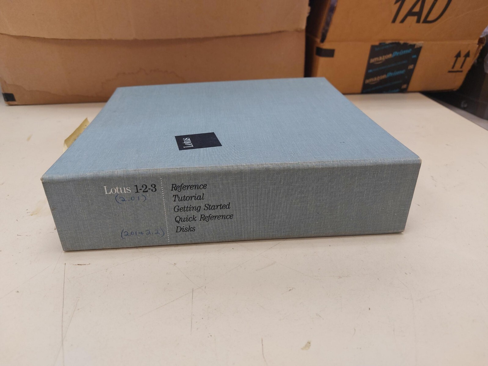 Vintage LOTUS 123 Software  V2.01 + 2.2 5.25" Floppy Disks + manual