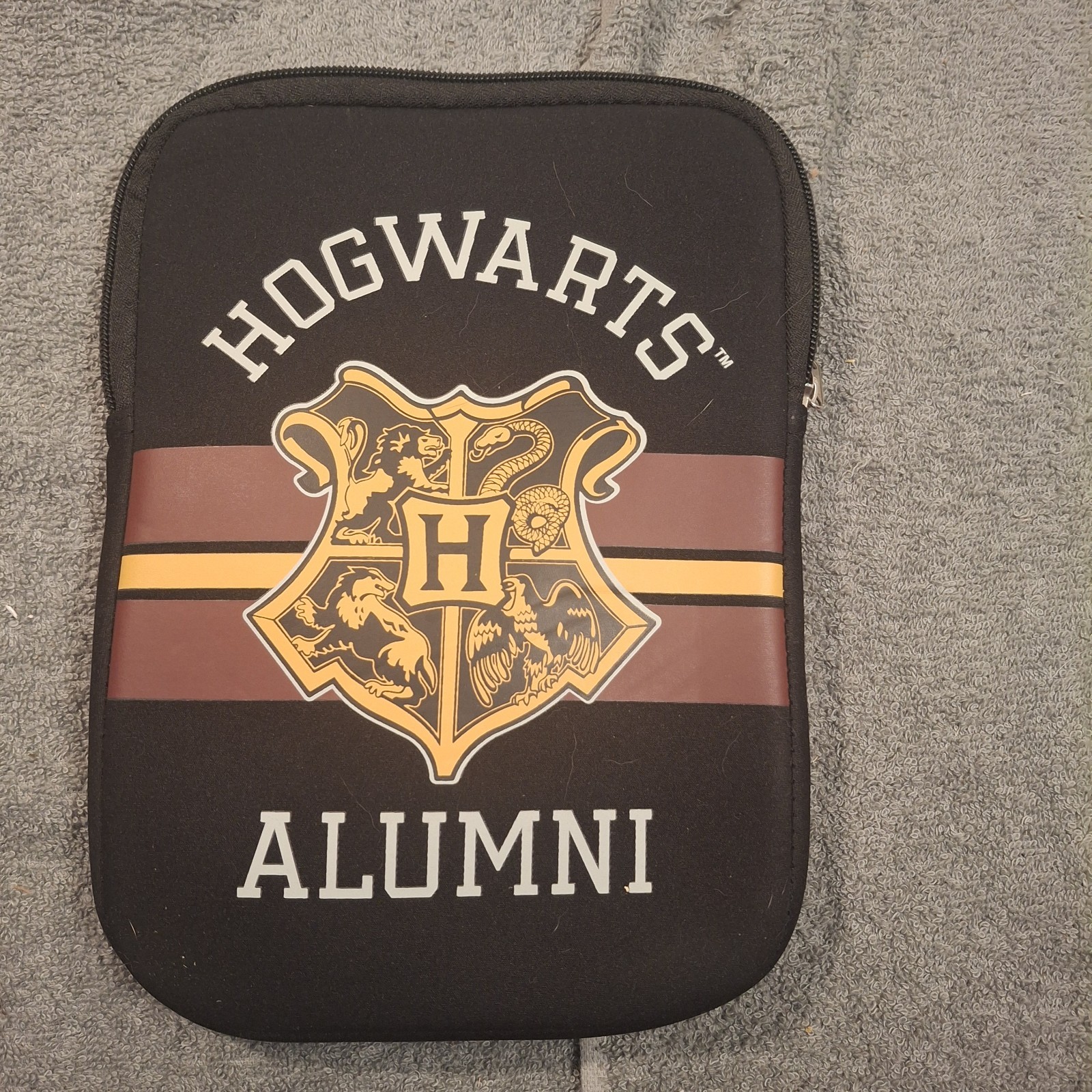 Harry Potter Hogwarts Alumni Tablet Zipper Sleeve Case Back Pocket Soft Lined