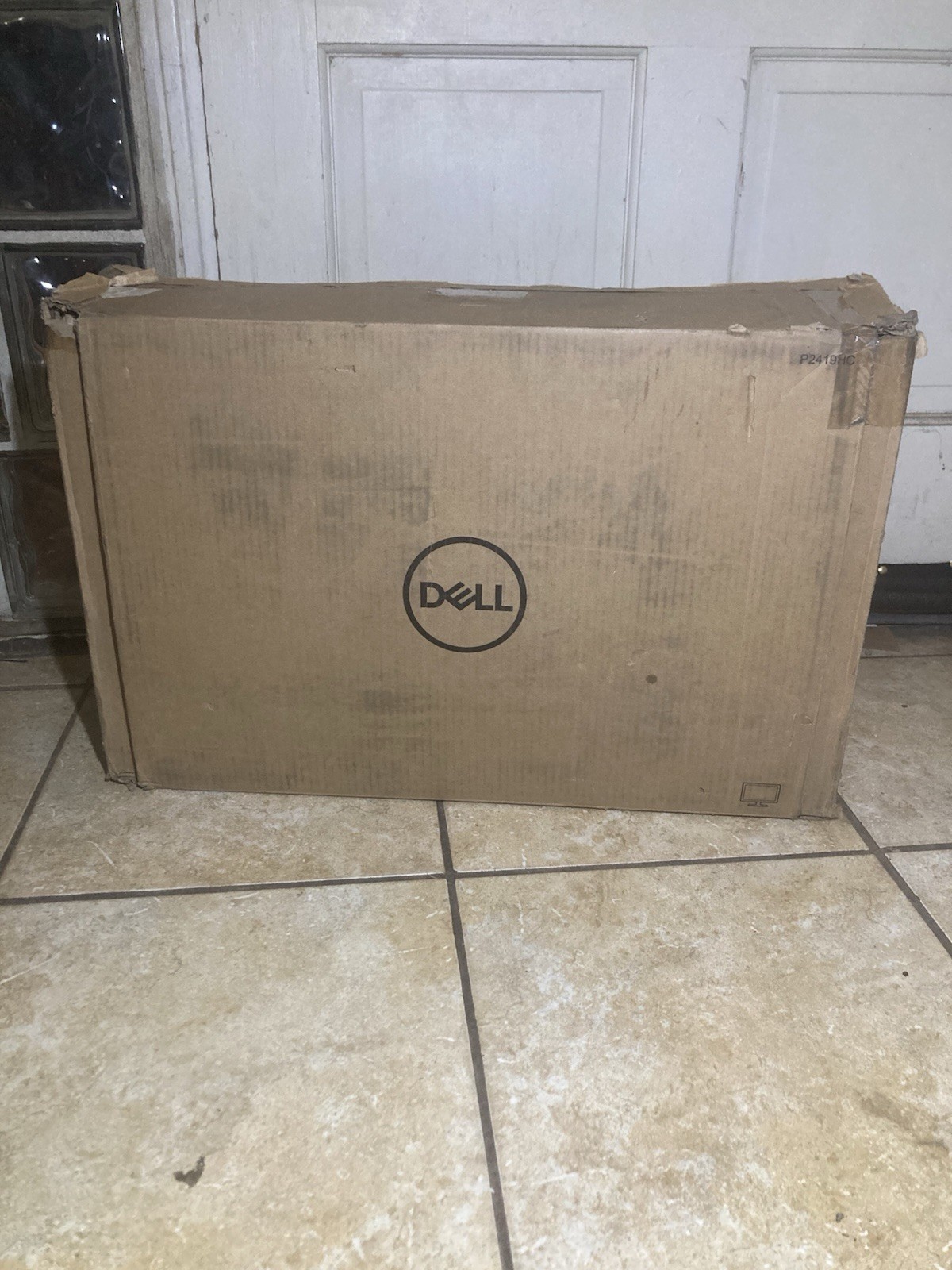 Dell P2419HC 24” FHD IPS Monitor USB-C HDMI DisplayPort 4xUSB Adjustable Stand