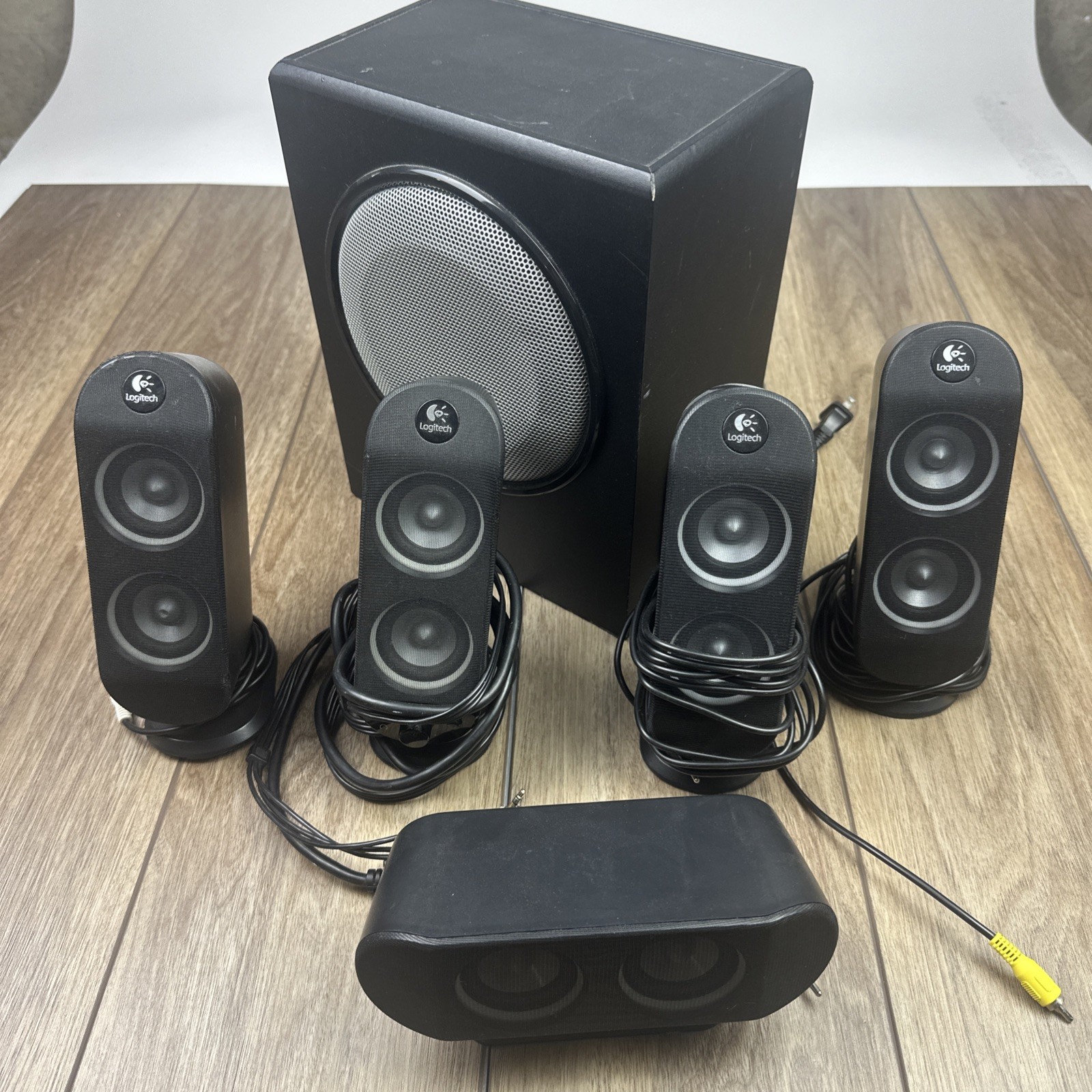 Logitech X-530 5.1 Surround Sound Computer Speaker System Sub 5 Speakers Tested
