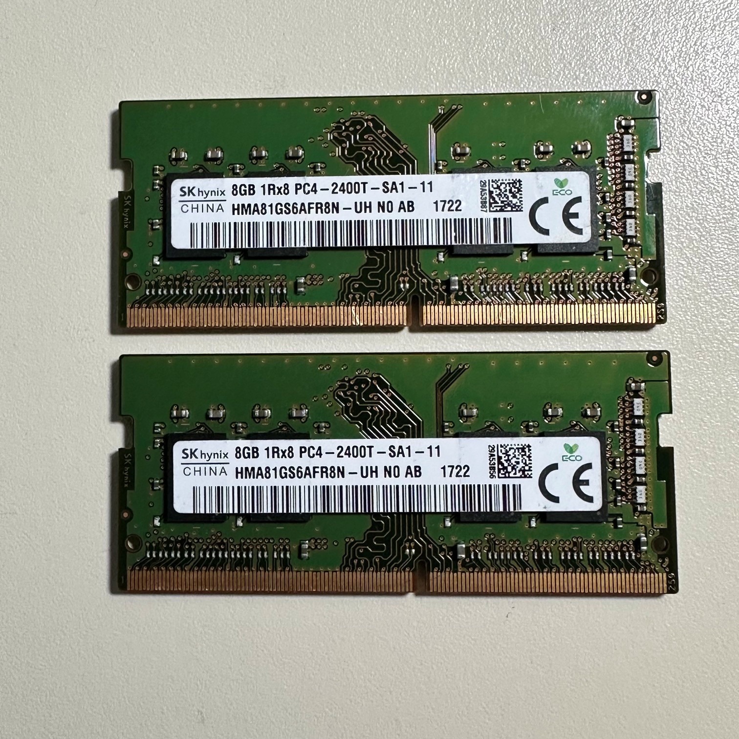 SK hynix 16GB DDR4 2400MHz 2x8gb SO-DIMM Laptop RAM - MHA81GS6AFR8N