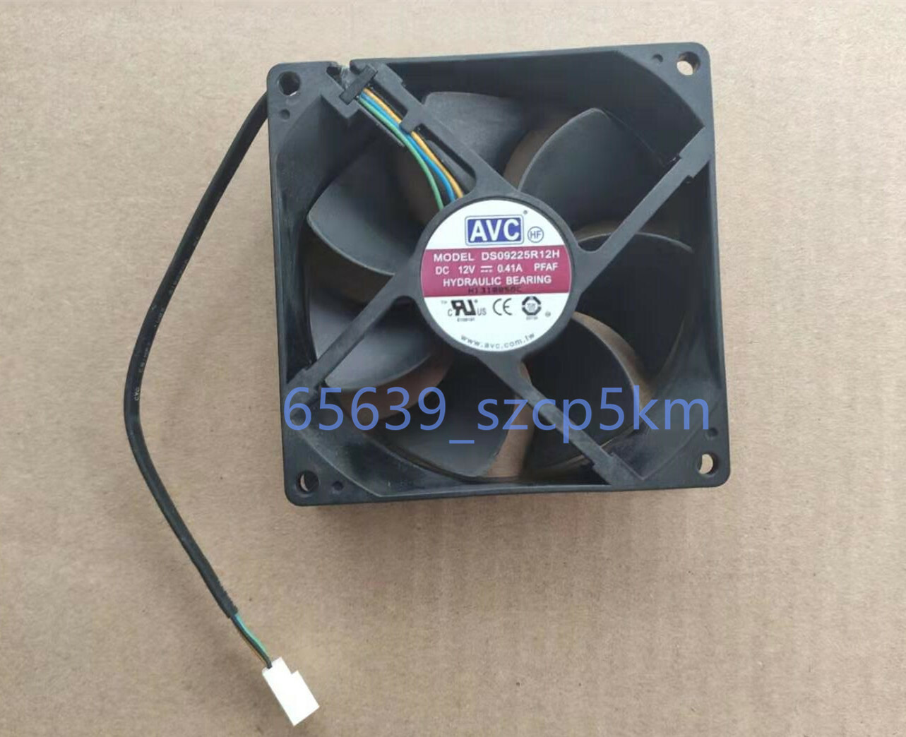AVC DS09225R12H 12V 0.41A 92*92*25mm 9025 4PIN PWM CPU Cooling Fan
