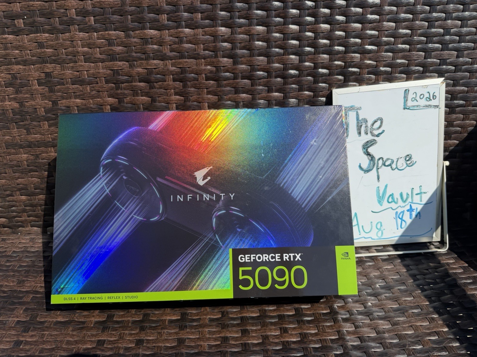 Gigabyte AORUS RTX 5090 Infinity OC 32GB GDDR7 PCIe 5.0 Dual-Fan GPU NEW TESTED