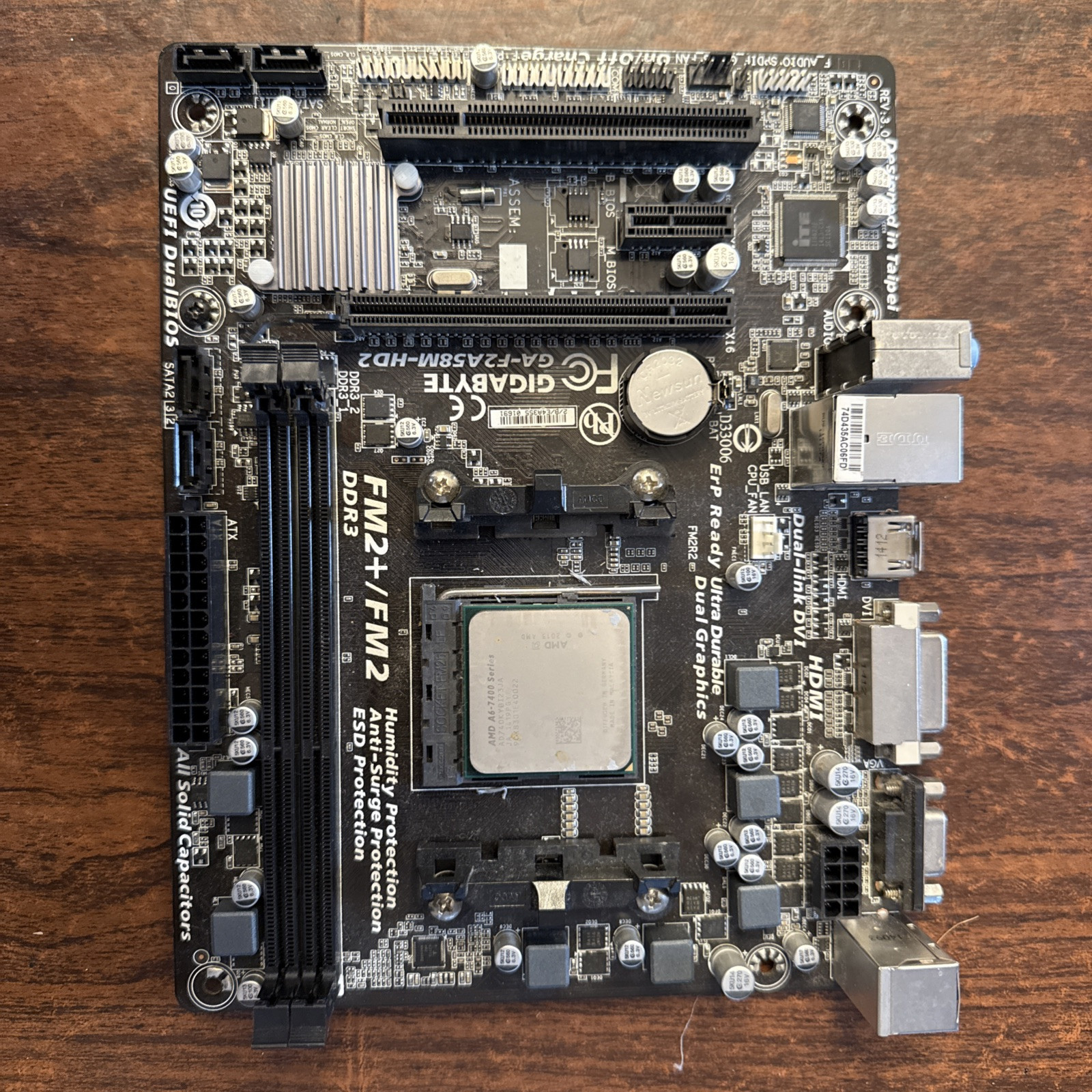 GIGABYTE Motherboard GA-F2A78M-HD2 | with A6 7400
