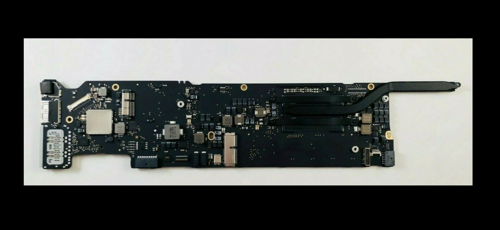 Genuine Apple Macbook Air 13"  2017 1.8 ghz i5  8gb Logic Board with 128gb SSD 