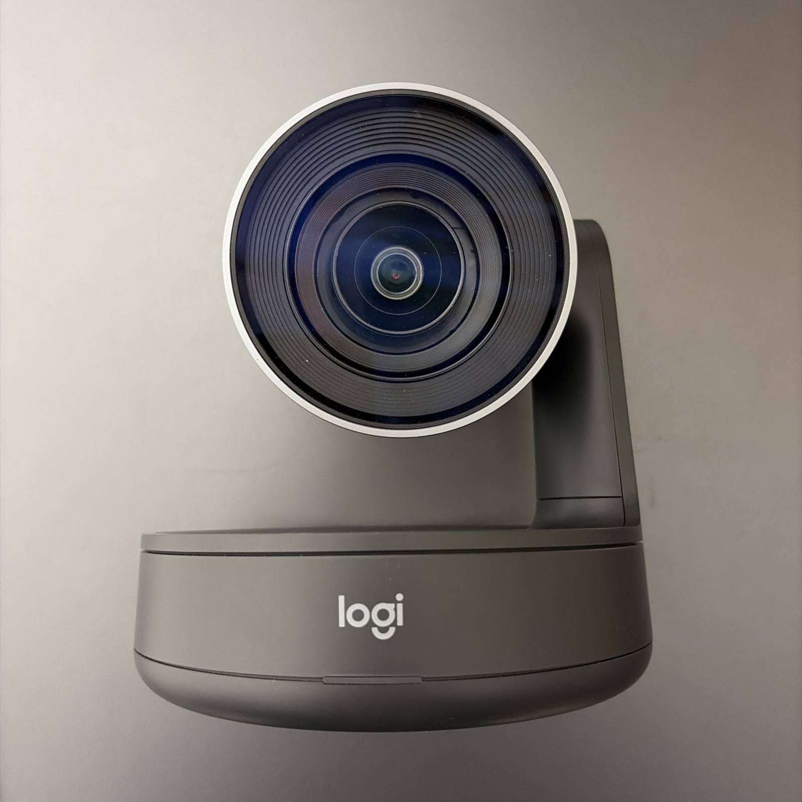 RB0010 Logitech Rally Ultra HD PTZ Camera