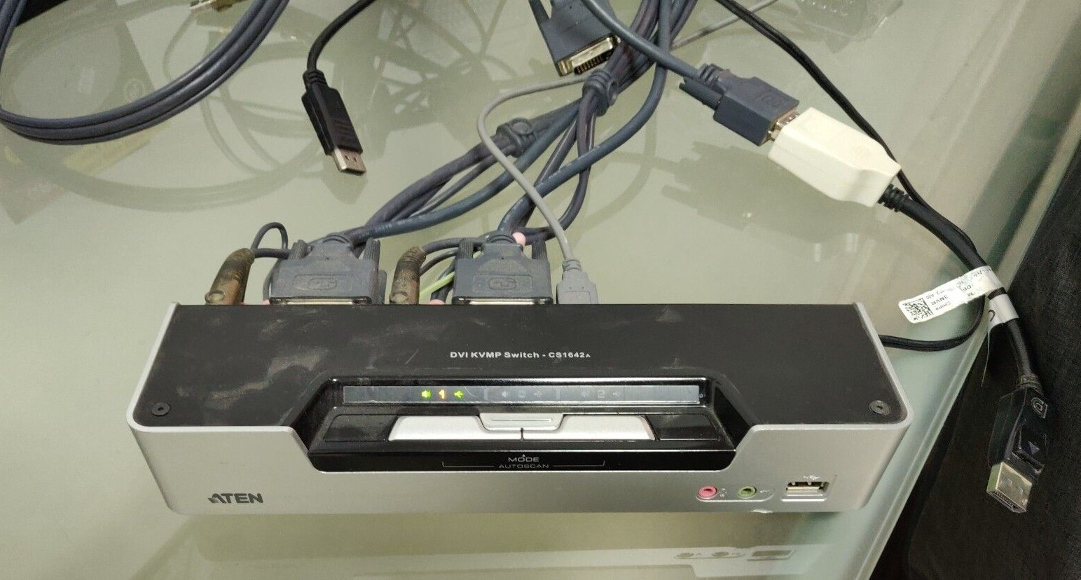 ATEN CS1642A 2-Port USB 2.0 and Dual-View DVI KVMP Switch w/cables & HDMI Adapt,