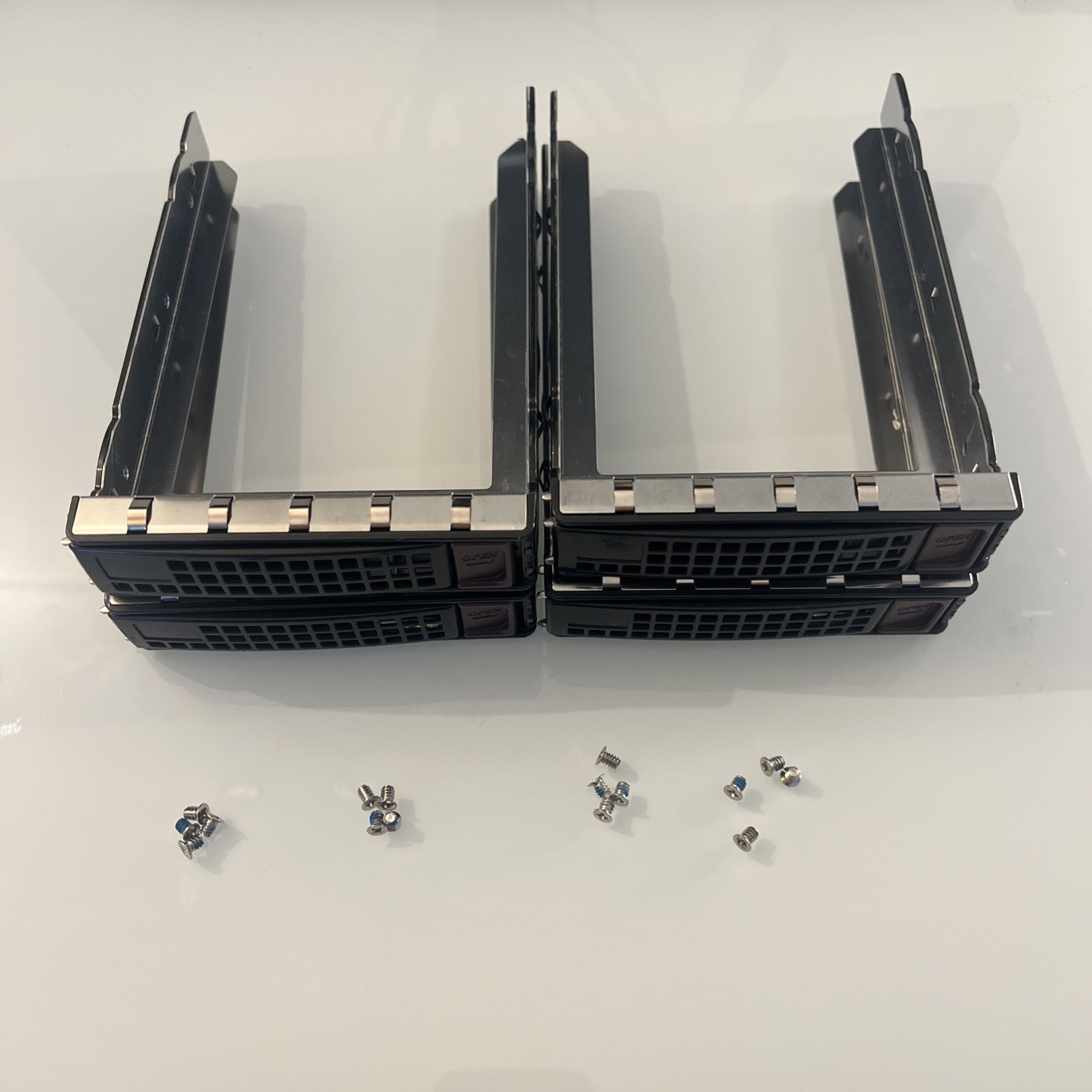 Lot of 4 Supermicro MCP-220-00094-0B HDD Hot Swap Tray Caddy 3.5 LFF SAS SATA
