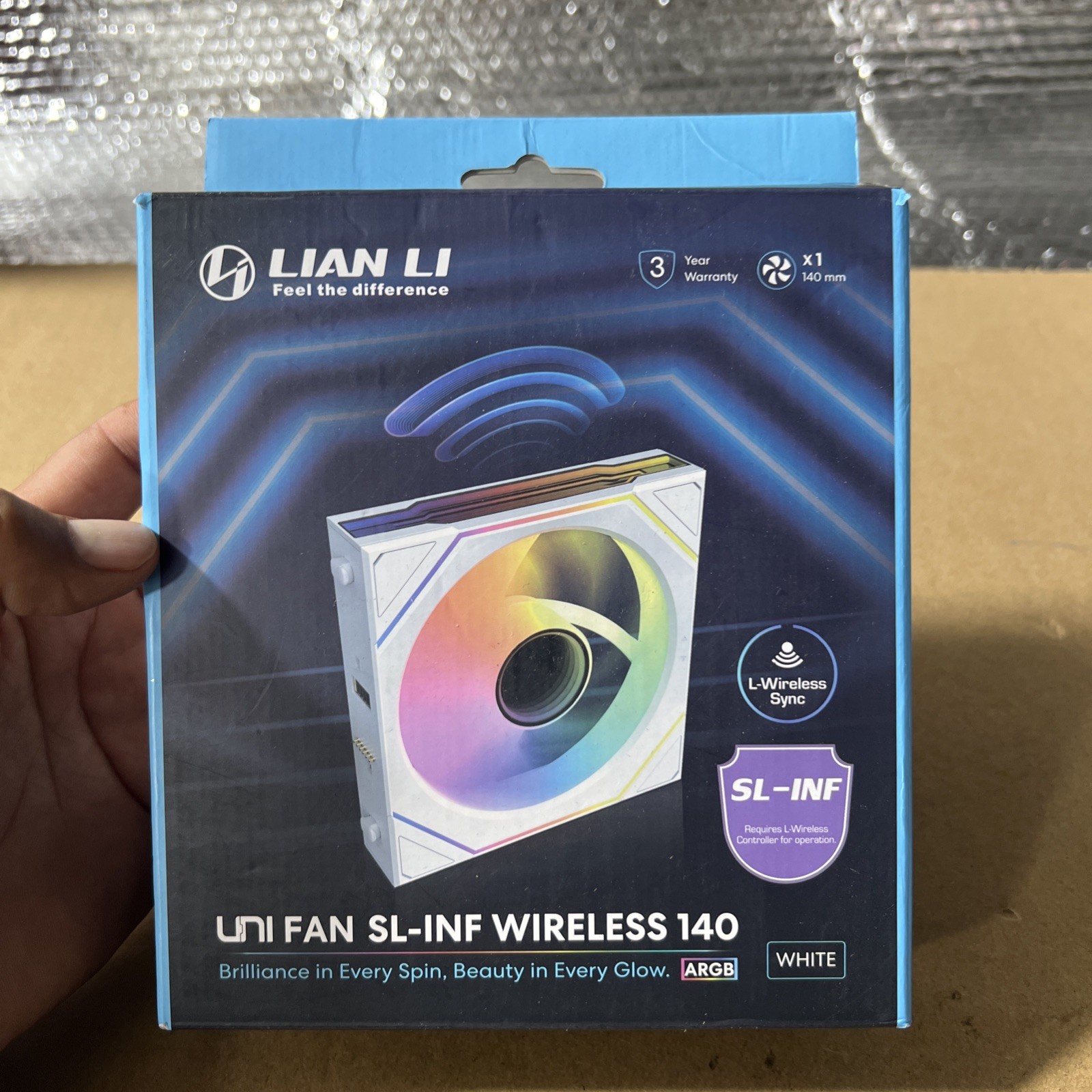 New in open box. Lian Li UNI FAN SL-INF Wireless 140 - White, RGB, Reverse Blade