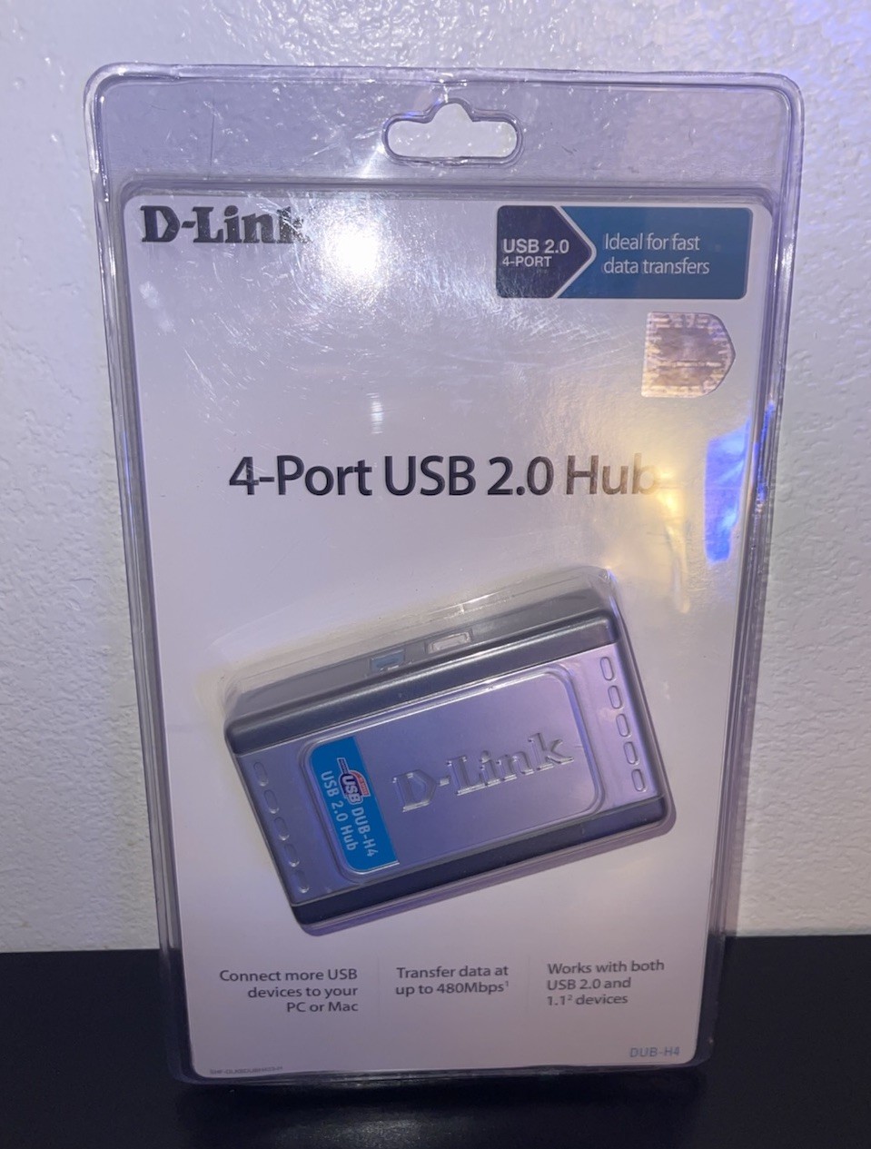 D-Link HUB (DUB-H4) 4-Ports USB 2.0 External Hub Brand New Sealed