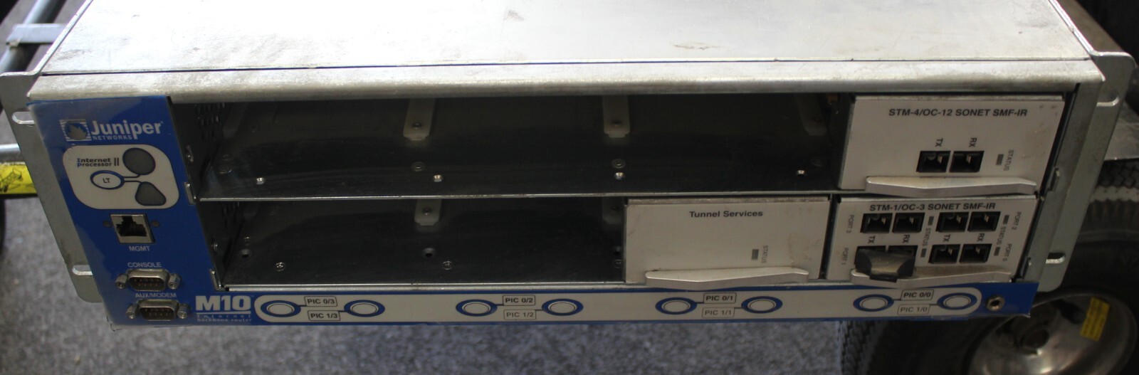 Juniper M10 Internet Backbone Router 2*PSUs 740-002497, STM4/OC-12, STM11-OC-3