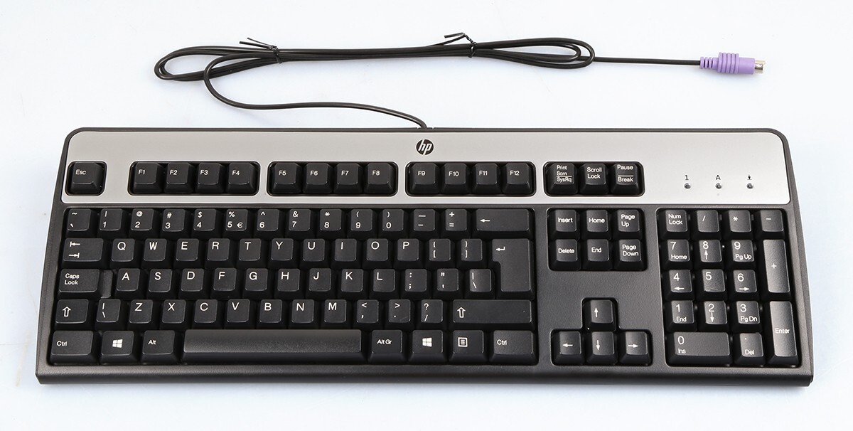 Lof of 10,  HP KB-0316 Keyboard; 104-Key, PS/2 Wired, Black/Silver (New)