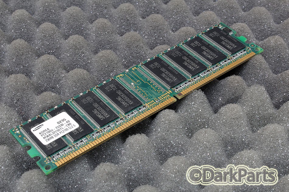 Samsung M368L3223DTL-CB0 256MB Memory RAM PC2100U-25330-A0
