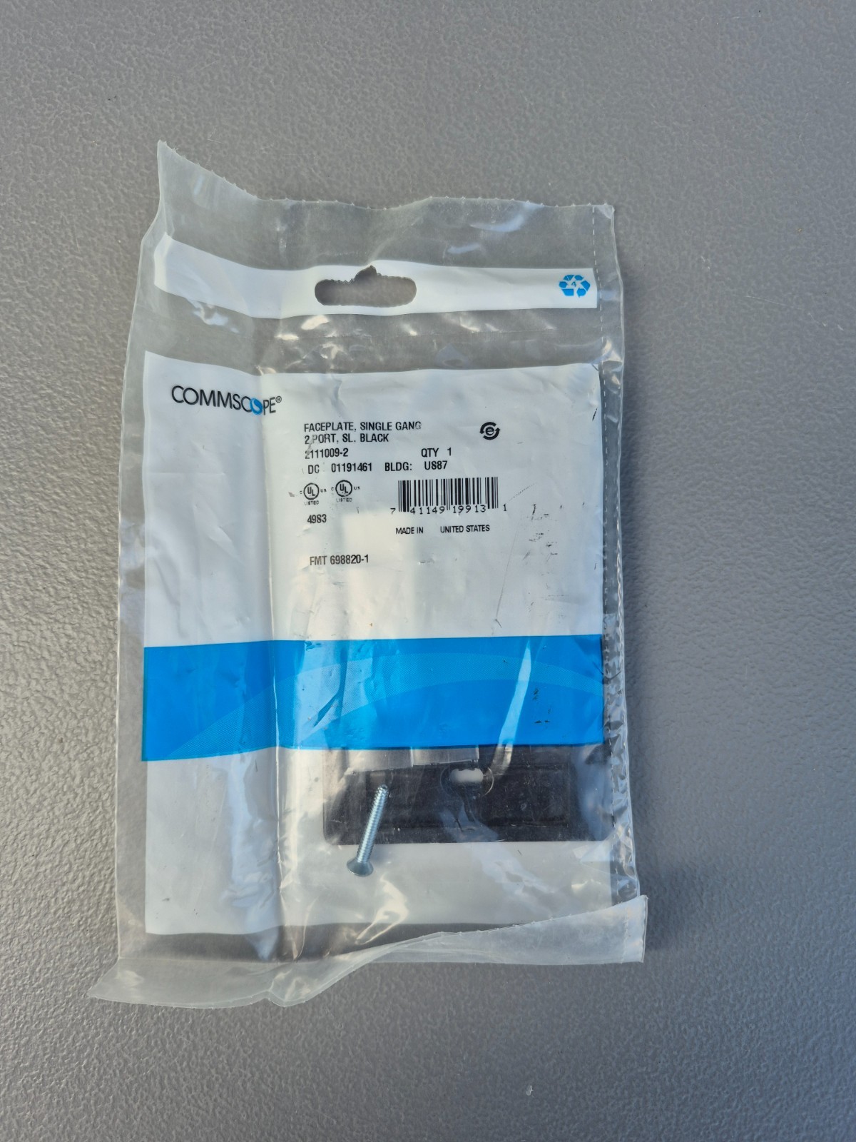 BRAND NEW Set of 3 COMMSCOPE 1-2111009-2 Faceplate Single Gang/2 Port/Black