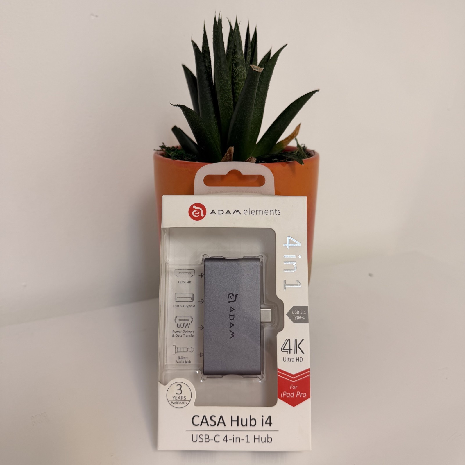 New ADAM elements CASA Hub i4 USB 3.1, Type C,  HDMI 4K, 3.5mm Audio Jack 