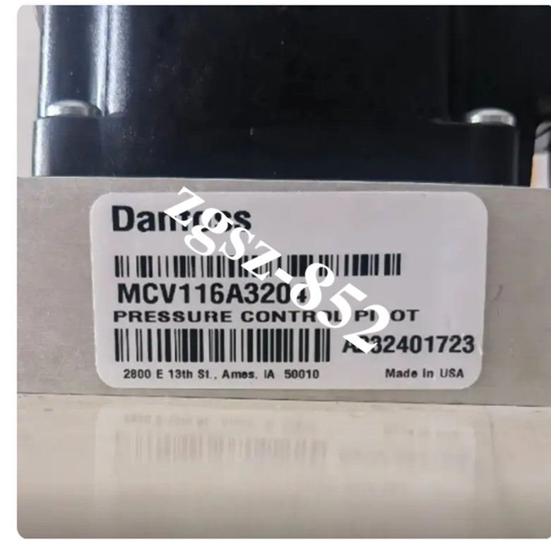 1PCS NEW  DANFOSS solenoid valve MCV116A3204