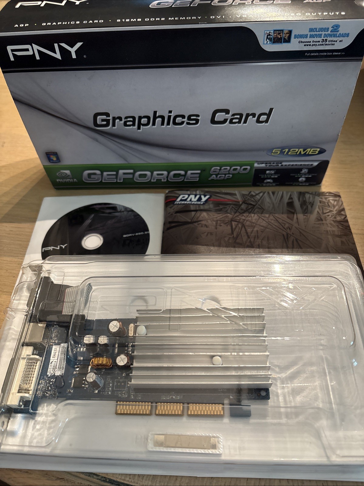 PNY Technologies GeForce 6200 DDR2 256mb LP-AGP G662W00A8E24T/0TE4AUA Video Card