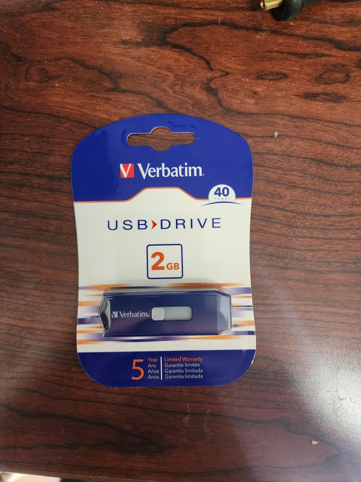 Verbatim 2GB USB DRIVE - NEW