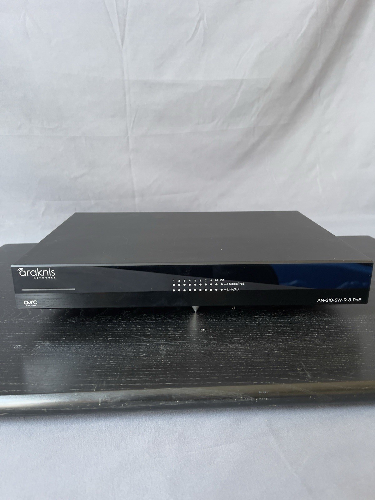 Araknis Networks AN-210-SW-R-8-POE Websmart Gigabit 8-Port Network Switch