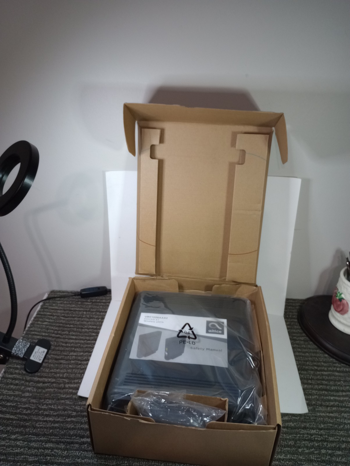 ALTICE OPTIMUM Wi-Fi Model: UBC1338AA92  MODEM / ROUTER New Open Box 