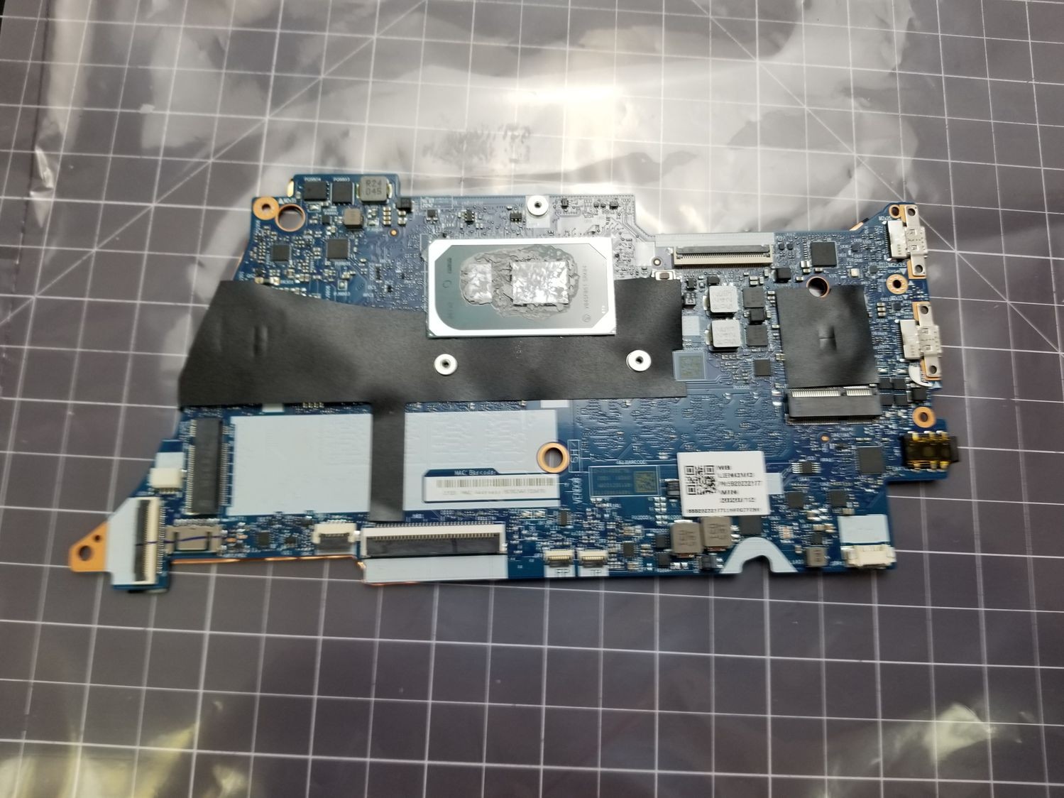 Lenovo Yoga 7 15ITL5 Intel i5-1135G7 Motherboard 8GB 5B20Z32177