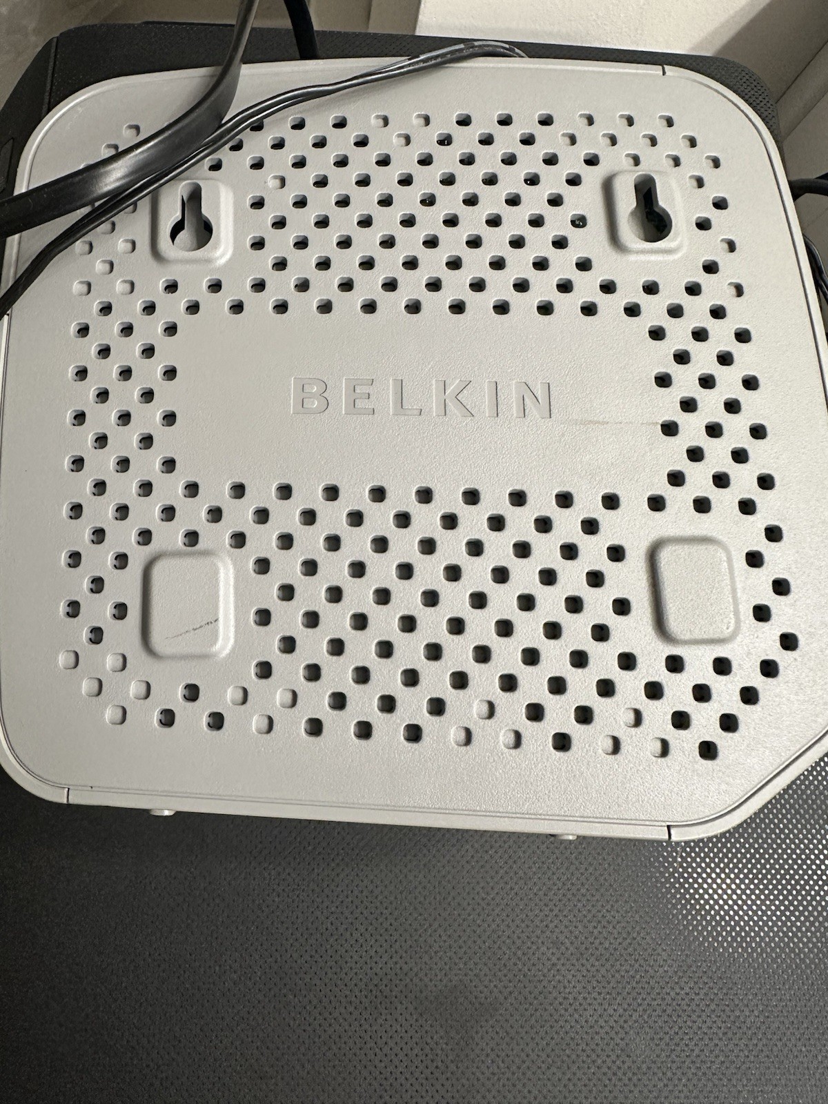Belkin BU3DC001-12V Battery Backup Unit Rev B Fault Light Indicator Replace Batt