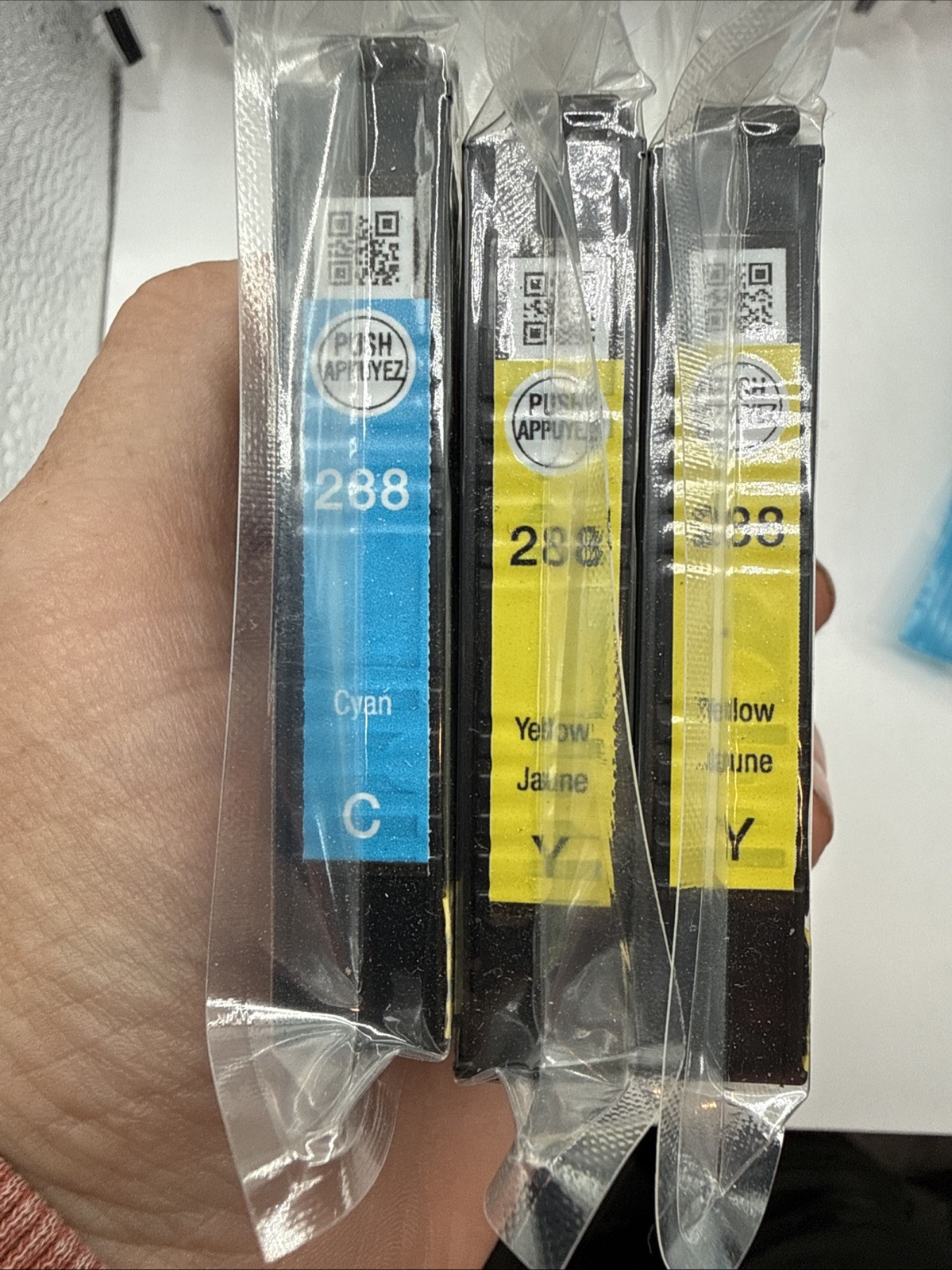3x Epson 288 Ink Cartridges 1x Cyan & 2x Yellow New Sealed
