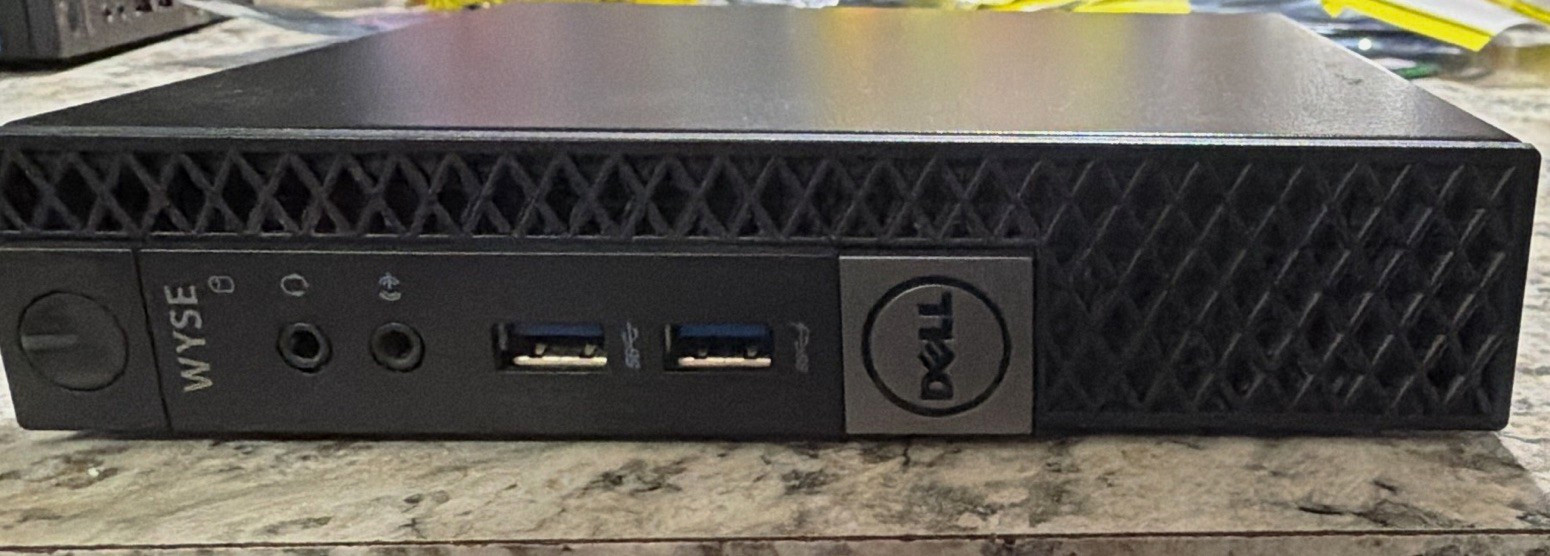 Dell Wyse 7040 Desktop Thin Client NoHD/NoRAM HDMI DisplayPort i5 PSU included.