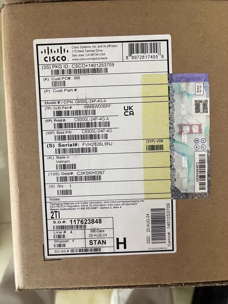 1PCS NEW  CISCO switch C9300L-24P-4G-A  Shipping DHL or FedEX